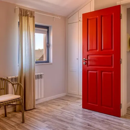 Casa Da Lagoa E Forja - *